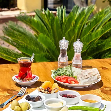 Fi Light Solto Boutique Hotel 3*